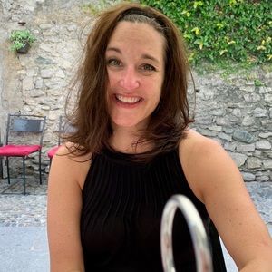 Meet your Posher, Alyssa